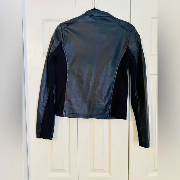 Women’s Utility Jacket in black, size M - Picture 2 of 4